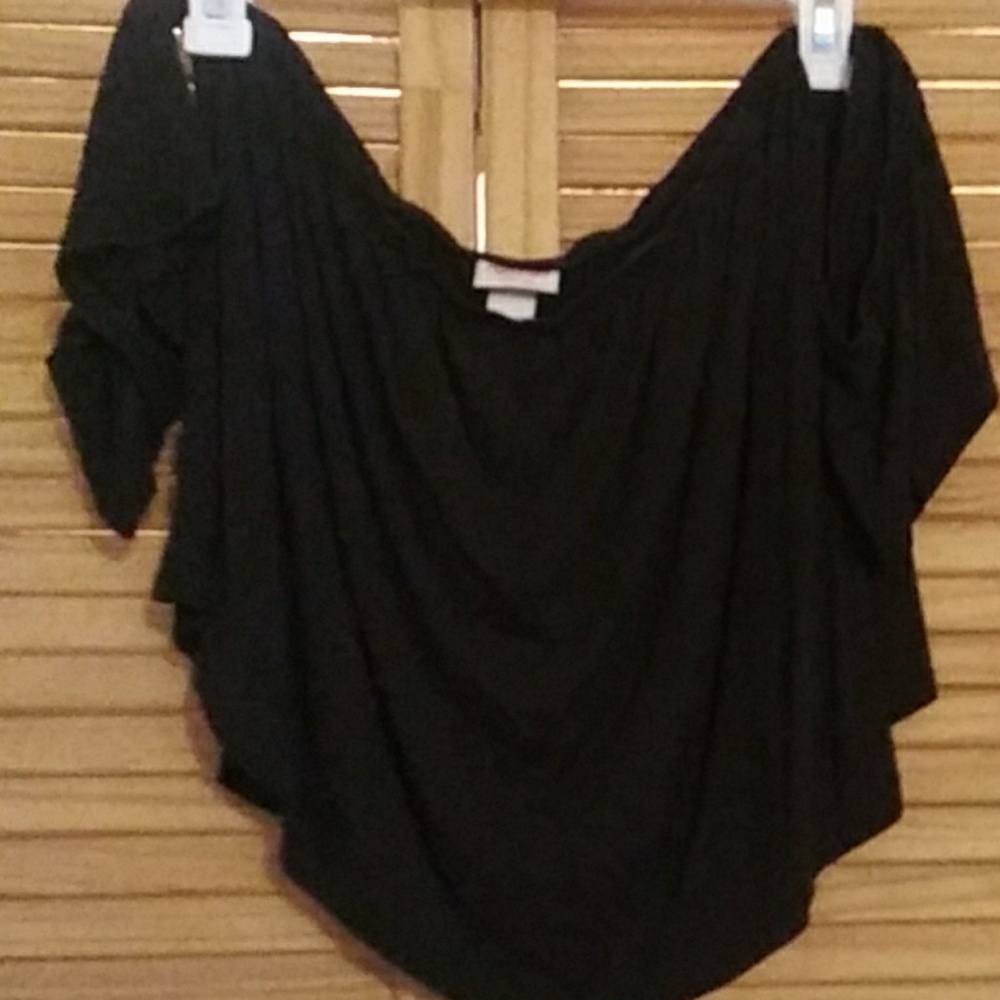 Off the shoulders crop top
